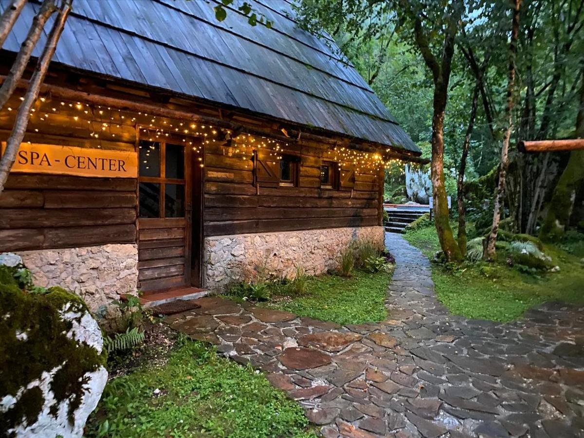 Pristava Lepena Village Exteriör bild