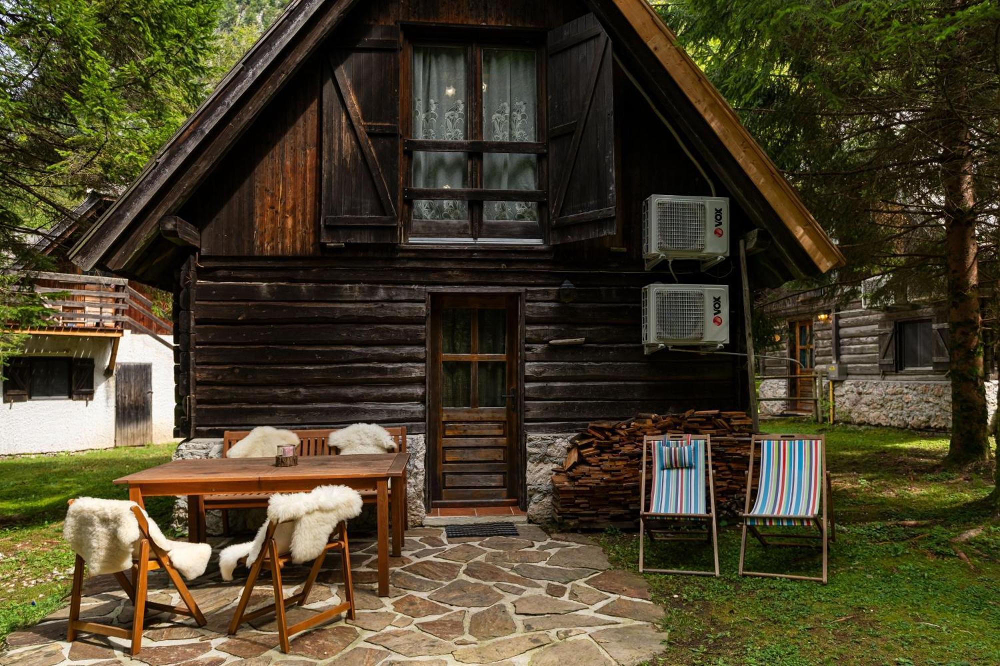 Pristava Lepena Village Exteriör bild