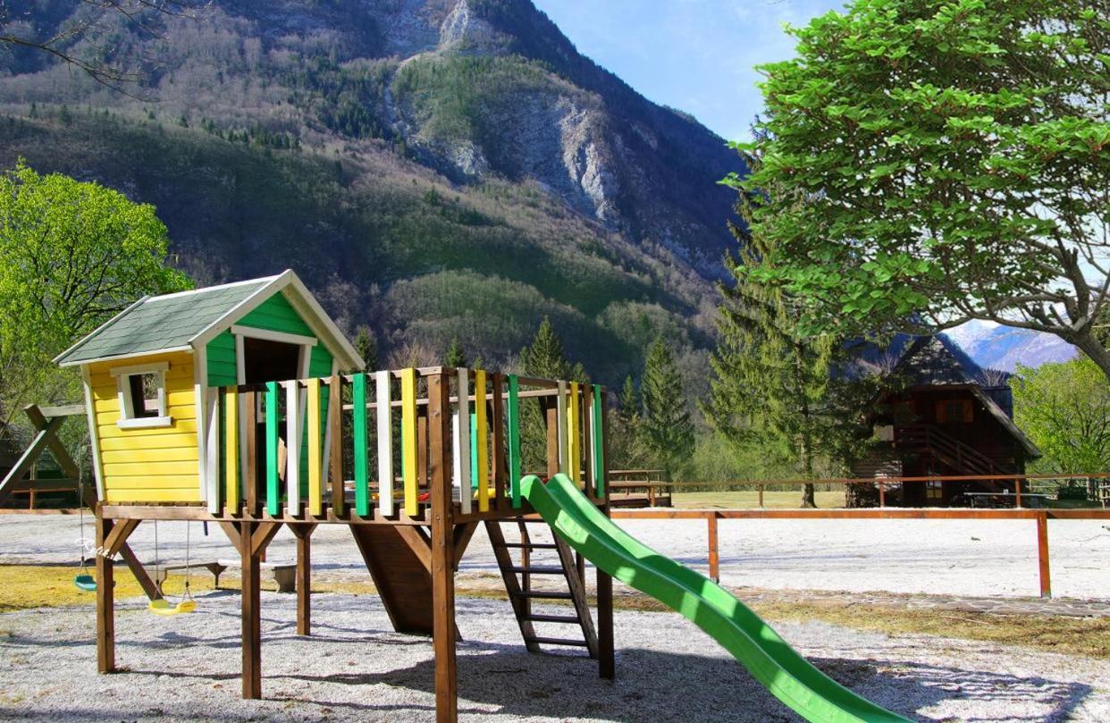 Pristava Lepena Village Exteriör bild