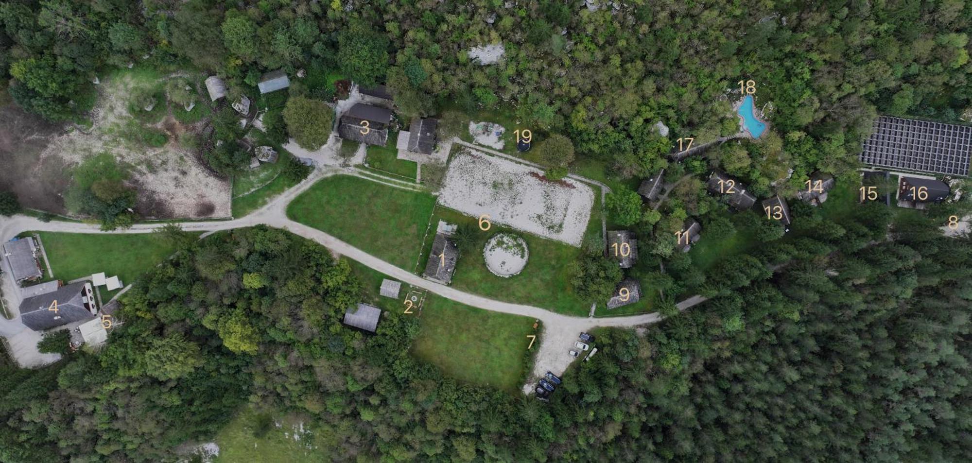 Pristava Lepena Village Exteriör bild